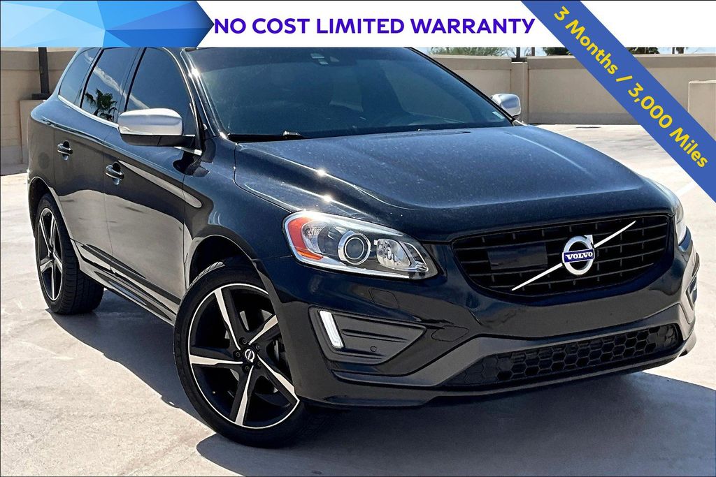 2016 Volvo XC60 T6 R-Design Platinum photo 2