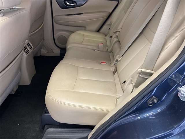 2016 Nissan Rogue SL photo 31