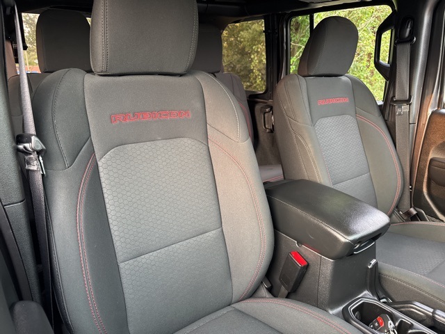 2022 Jeep Wrangler Unlimited Rubicon photo 13