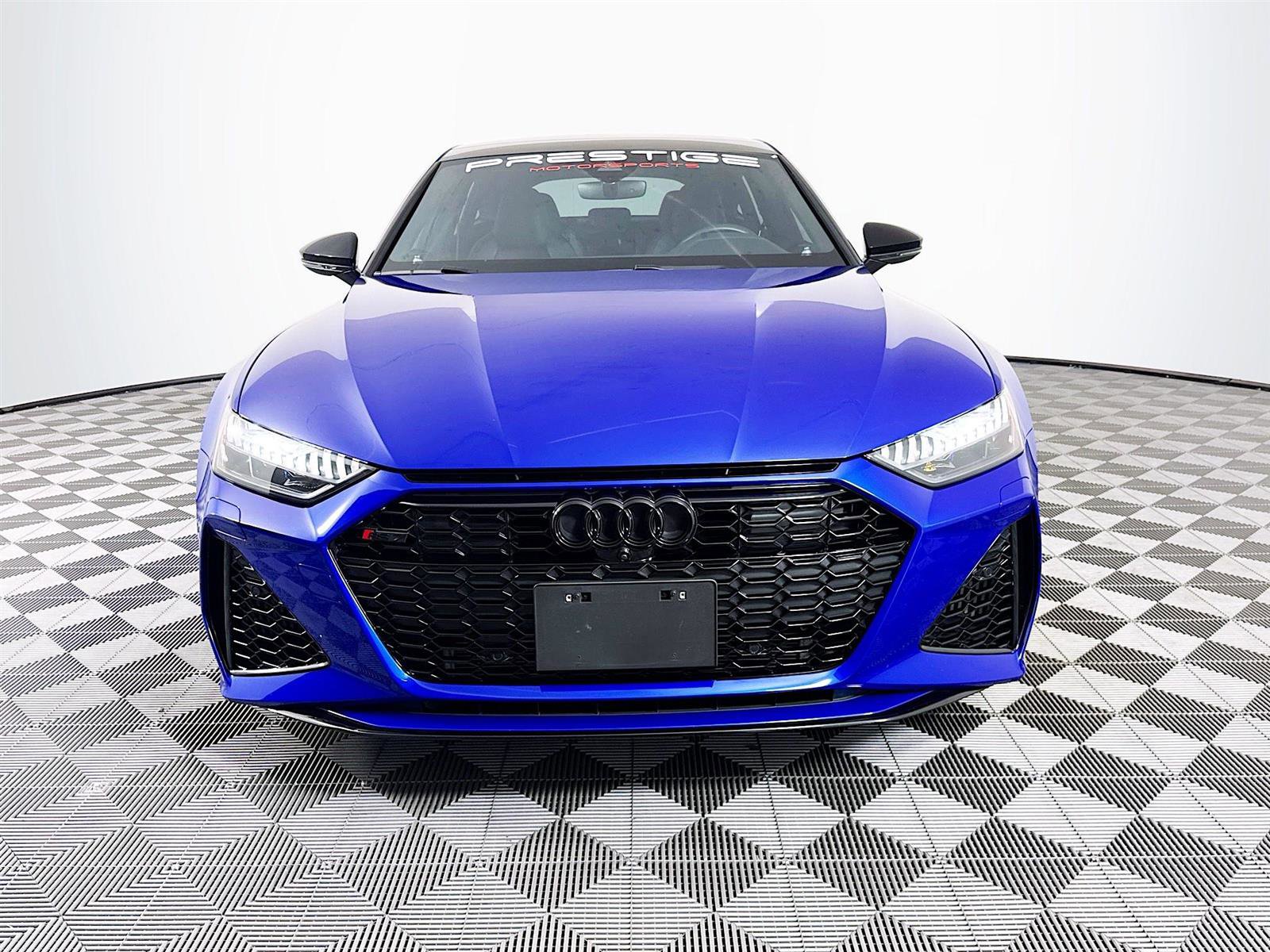 2023 Audi RS 7 EX photo 2