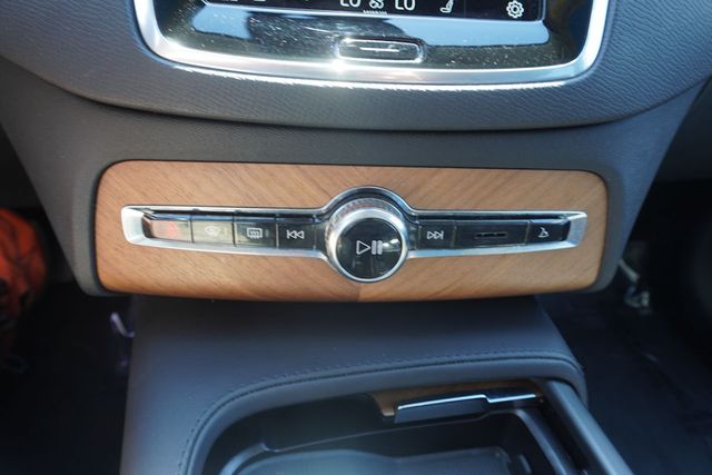 2024 Volvo XC90 Plus photo 30