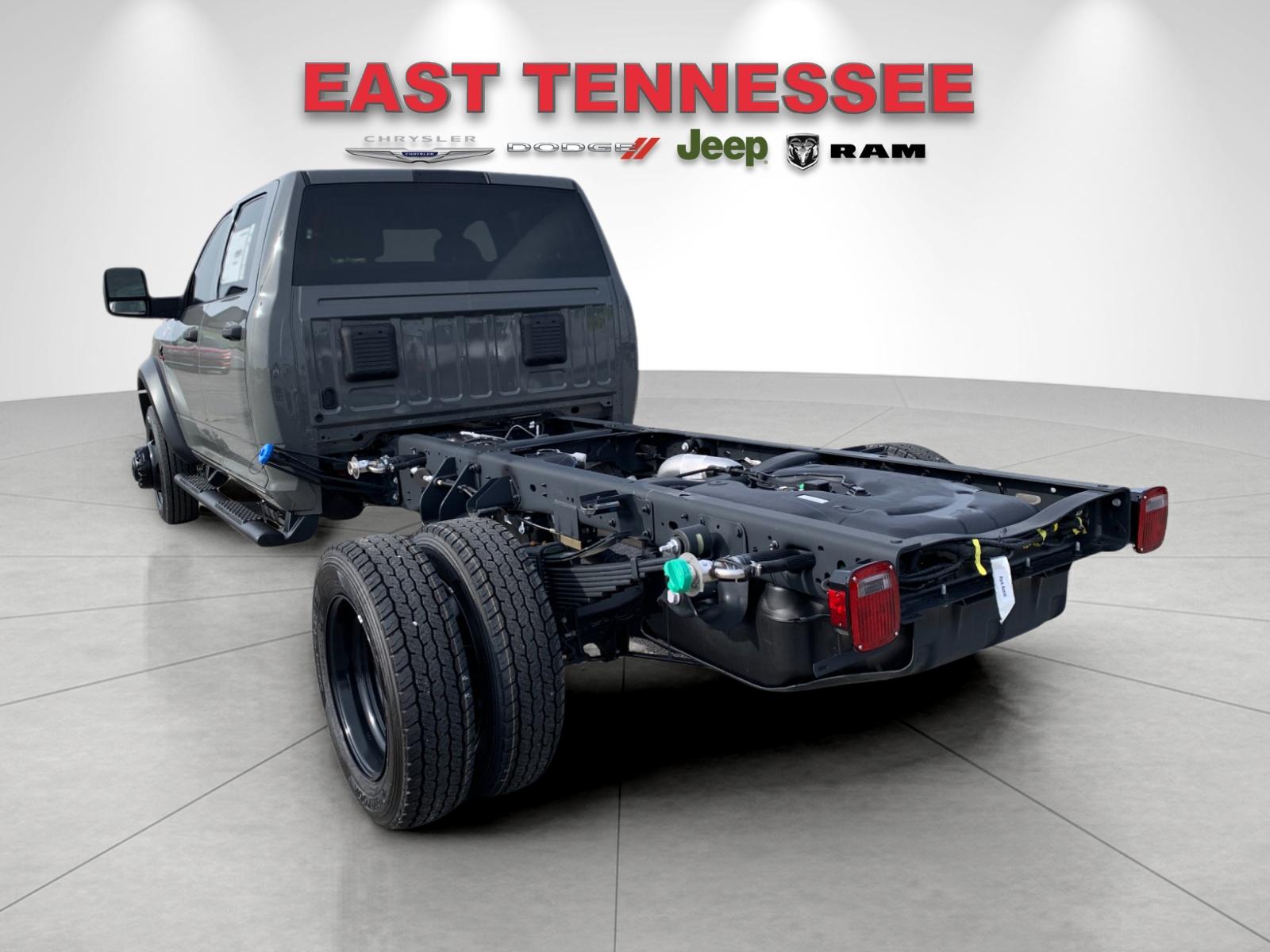 2026 Ram 4500 Tradesman photo 3