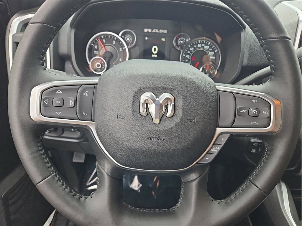 2024 Ram 2500 Big Horn photo 17
