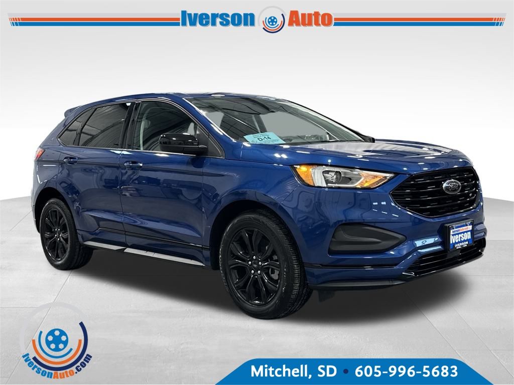 2022 Ford Edge SE's photo