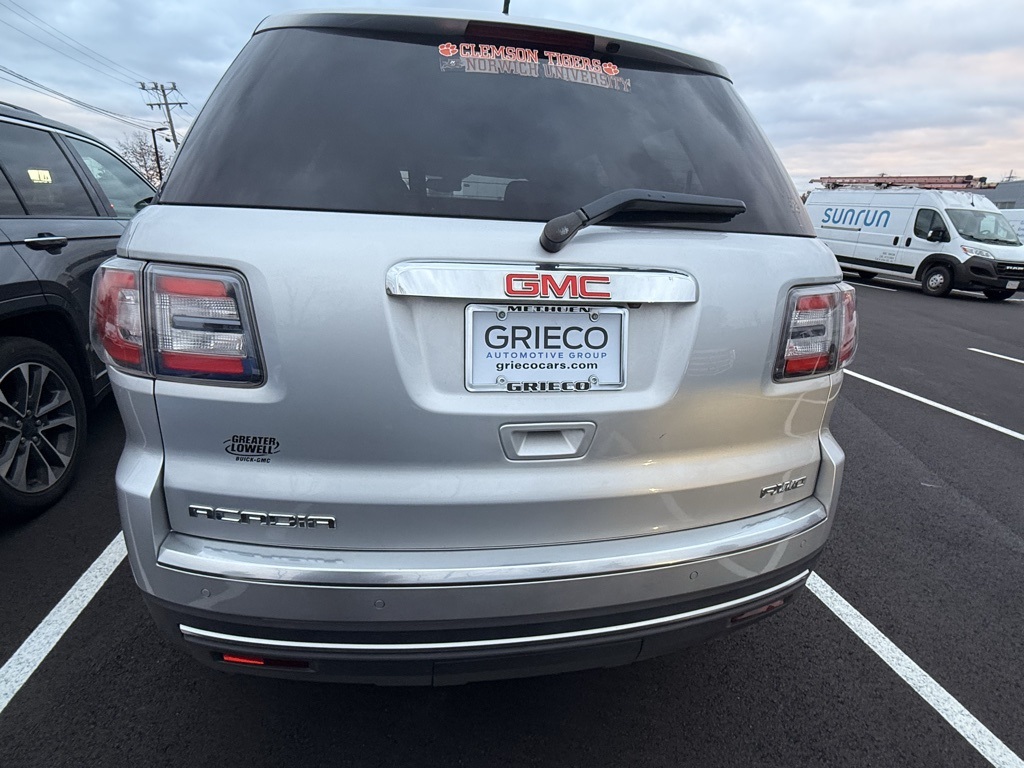 2016 Gmc Acadia SLT photo 3