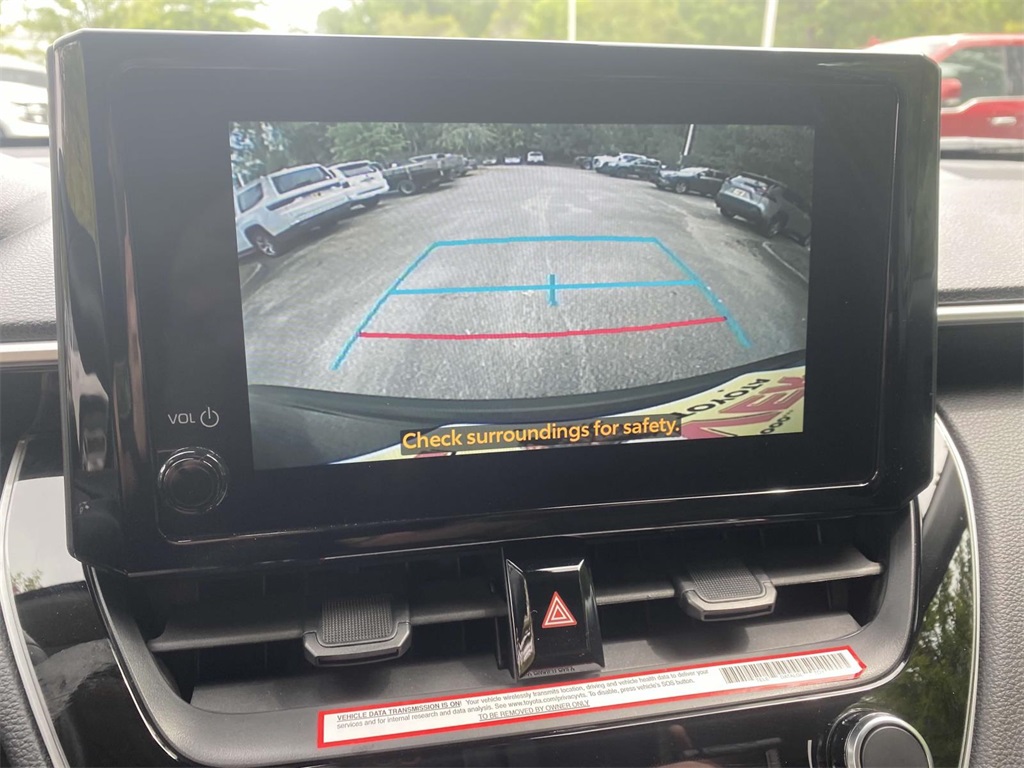 2024 Toyota Corolla Cross LE photo 16