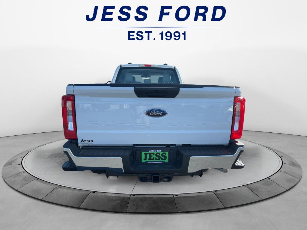 2025 Ford F-250 XL photo 3