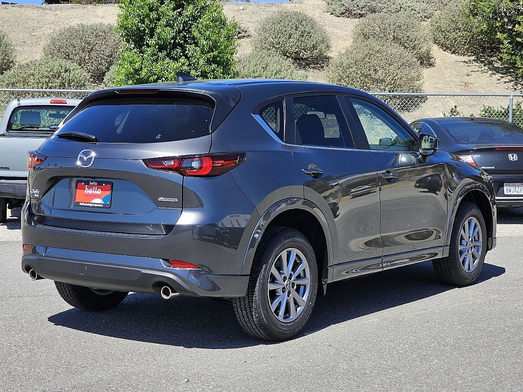 2025 Mazda CX-5 2.5 Select photo 11