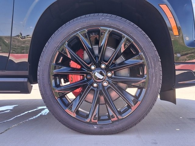 2025 Cadillac Escalade ESV V-Series photo 25
