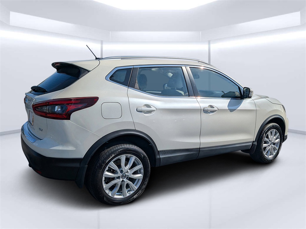 2020 Nissan Rogue Sport SV photo 3