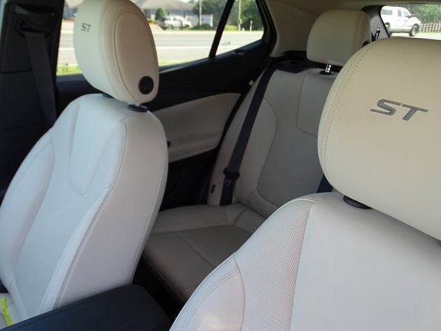 2024 Buick Encore GX Sport Touring photo 9