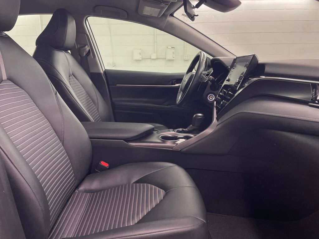 2024 Toyota Camry SE photo 22