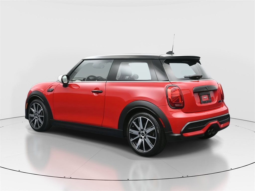 2023 Mini Cooper 2 Door Hardtop S photo 3