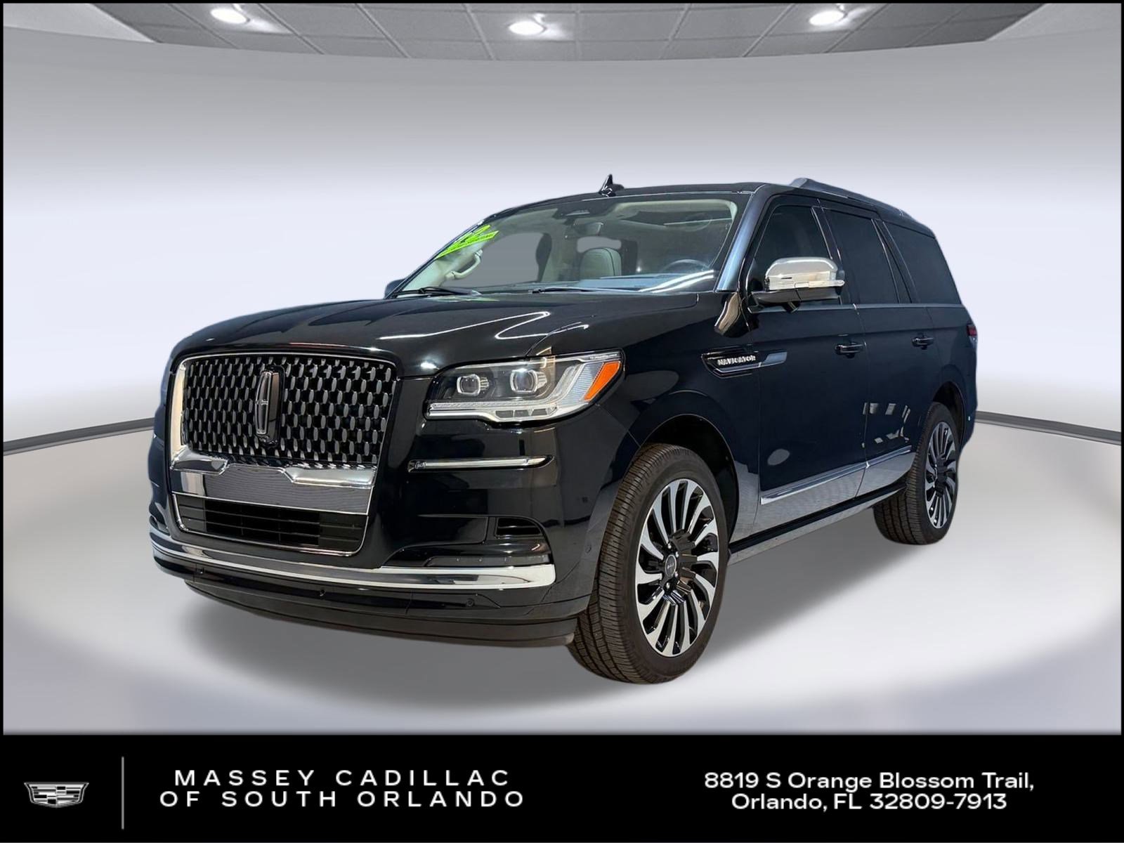 2022 Lincoln Navigator Black Label's photo