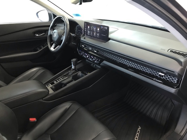 2023 Honda Accord Hybrid Touring photo 15