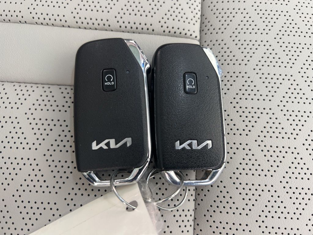 2022 Kia Sorento SX photo 23