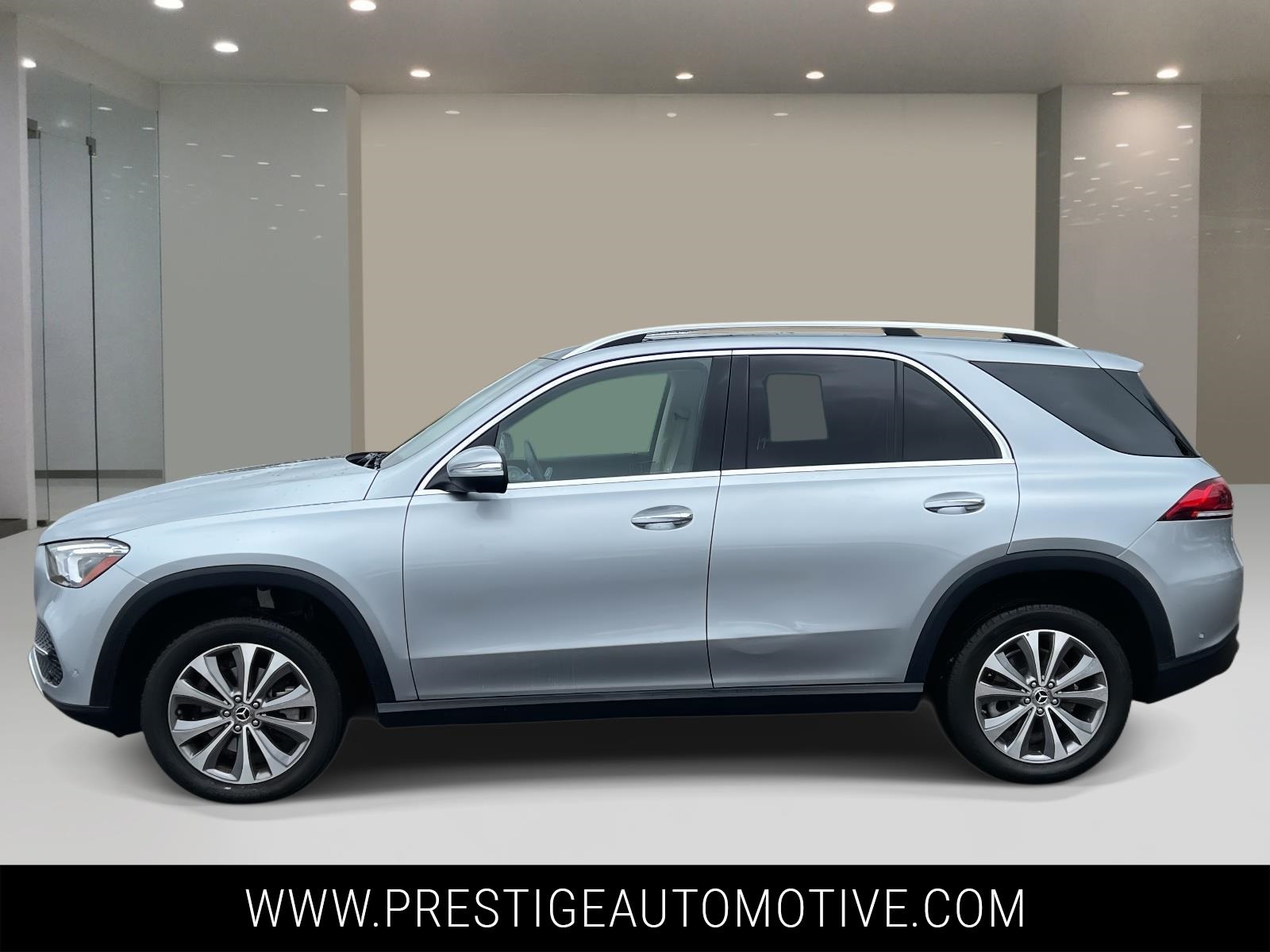 2022 Mercedes Benz GLE 350 4MATIC photo 2
