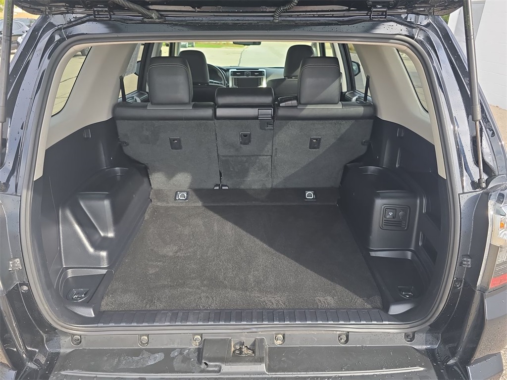 2021 Toyota 4Runner SR5 Premium photo 27