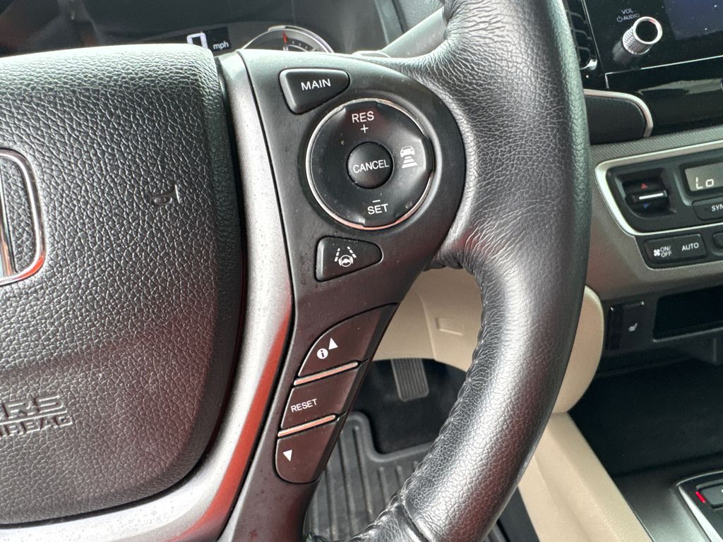 2023 Honda Ridgeline RTL photo 24