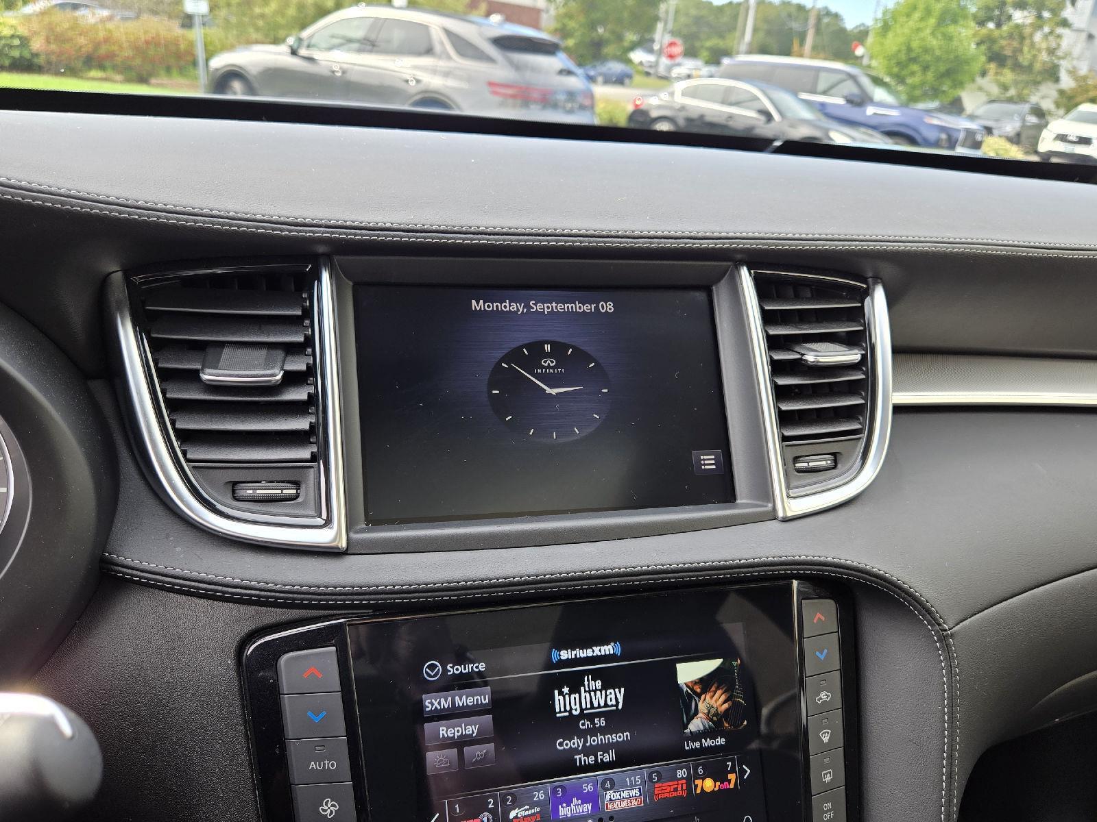 2021 Infiniti QX50 Luxe photo 26