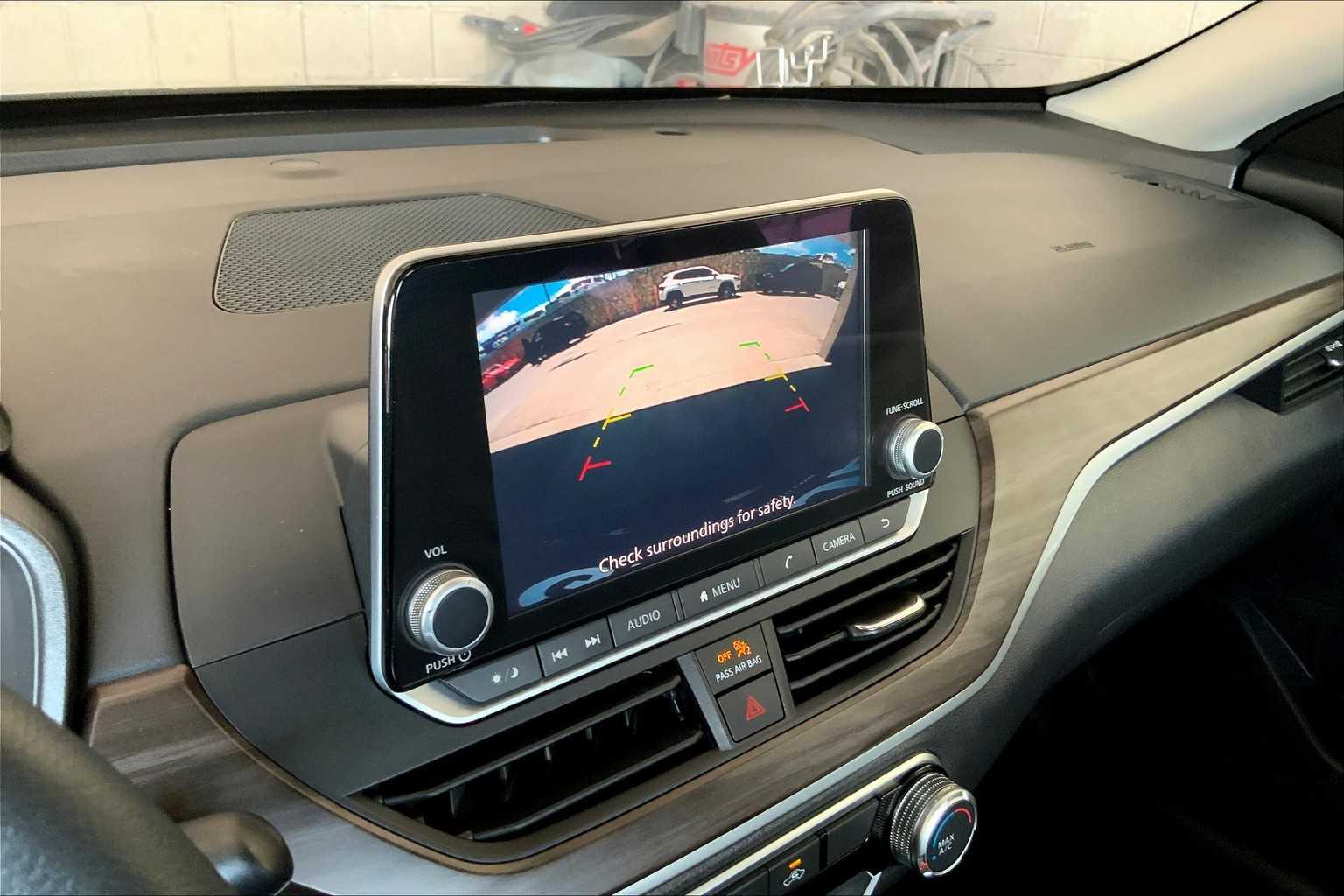 2023 Nissan Altima 2.5 SV photo 24