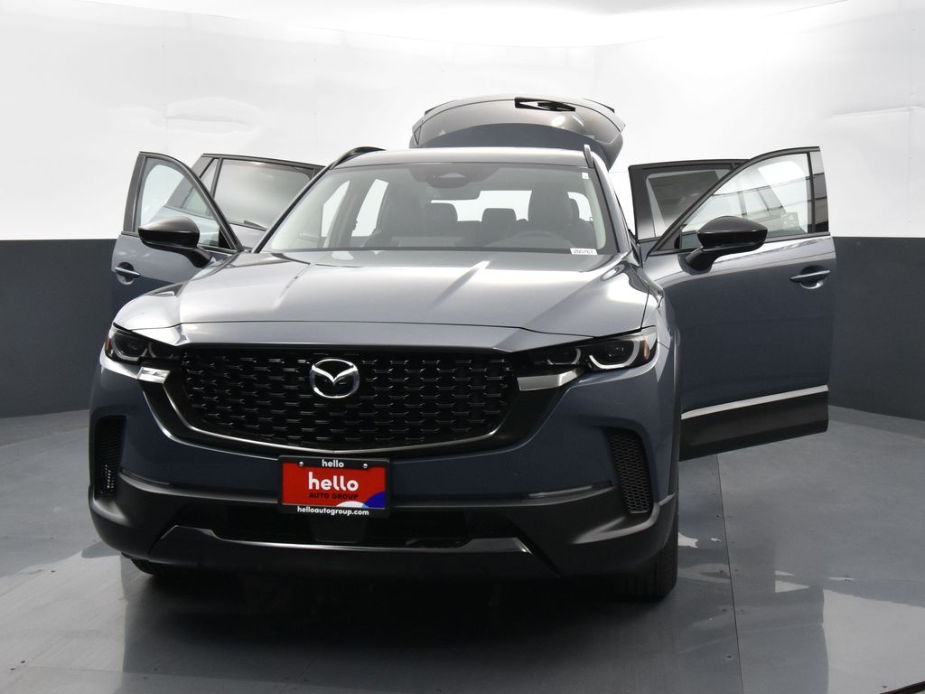 2025 Mazda CX-50 Premium photo 32