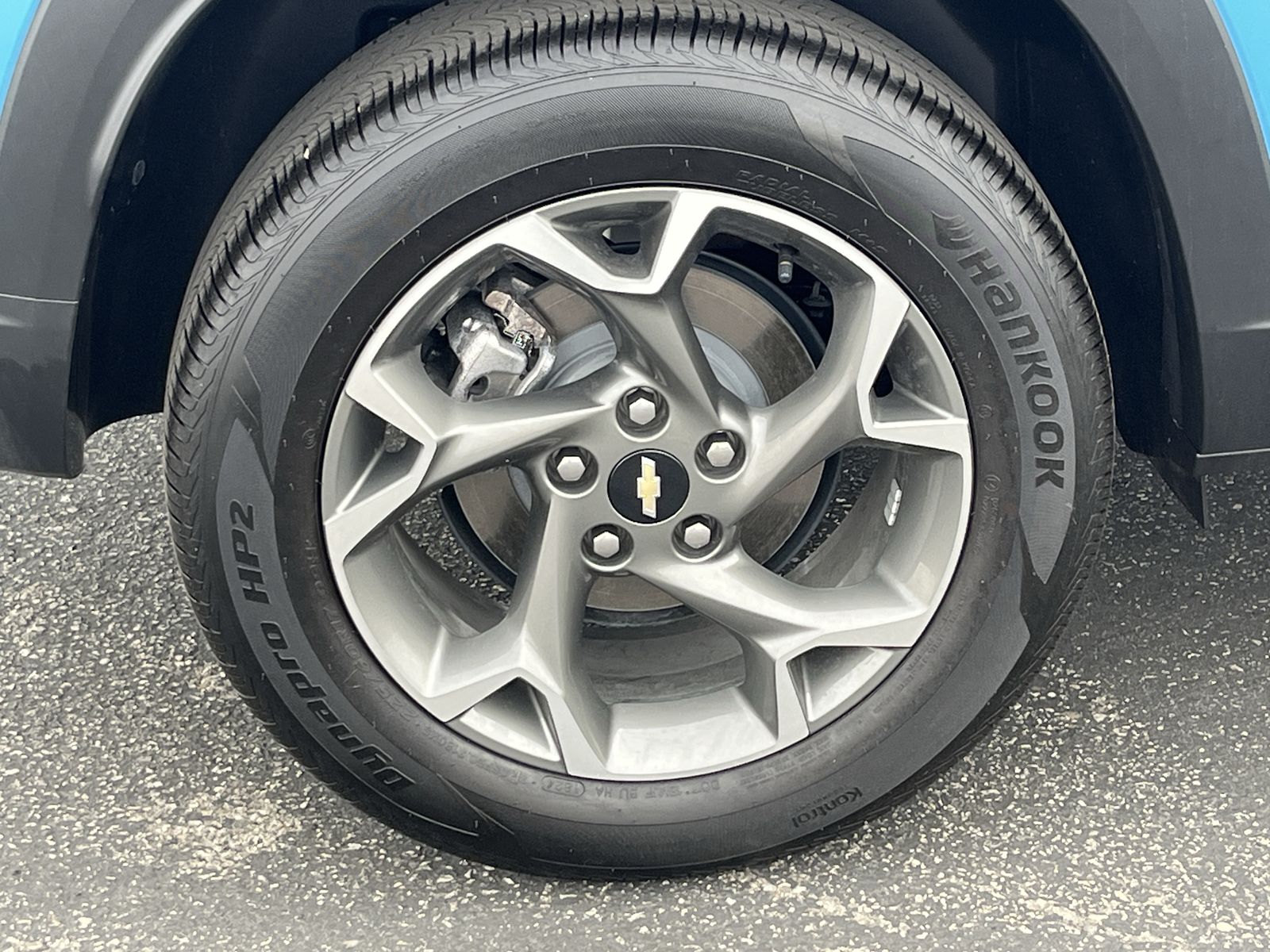 2025 Chevrolet Trax LT photo 22