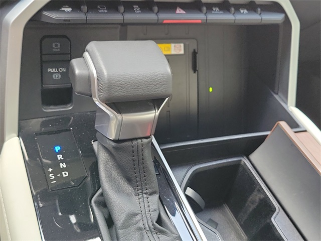 2022 Toyota Tundra CapStone photo 24