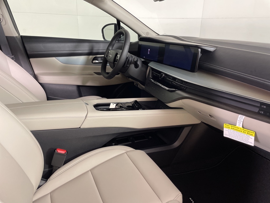 2025 Nissan Murano SL photo 14