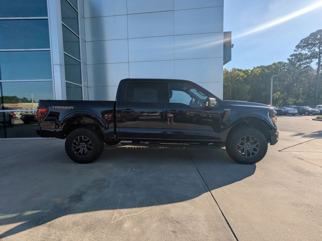 2025 Ford F-150 Tremor photo 3