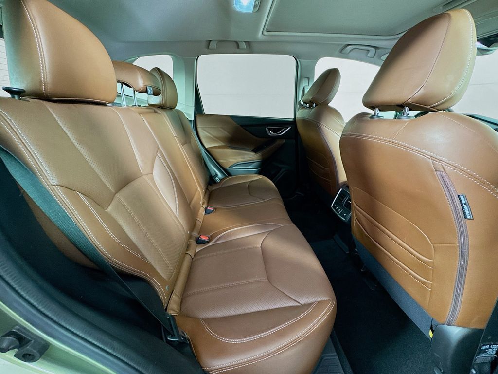2020 Subaru Forester Touring photo 31
