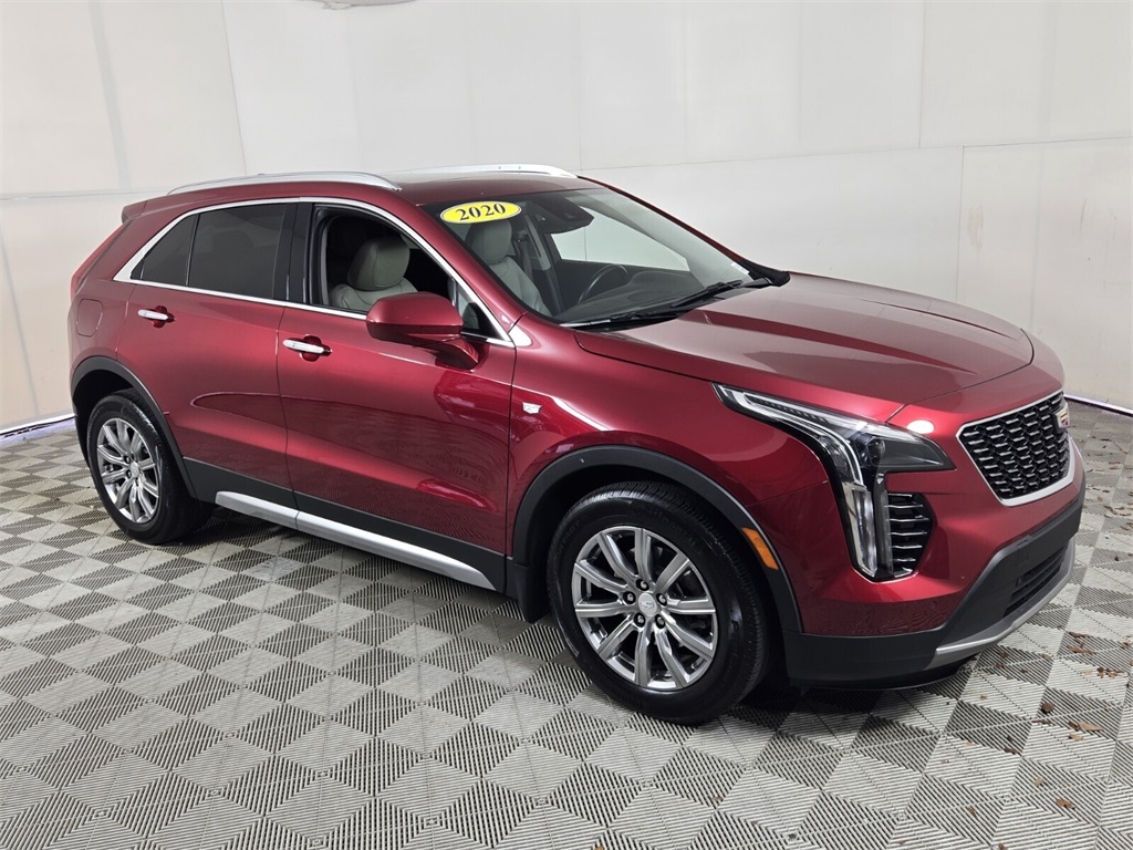 2020 Cadillac XT4 Premium Luxury photo 2
