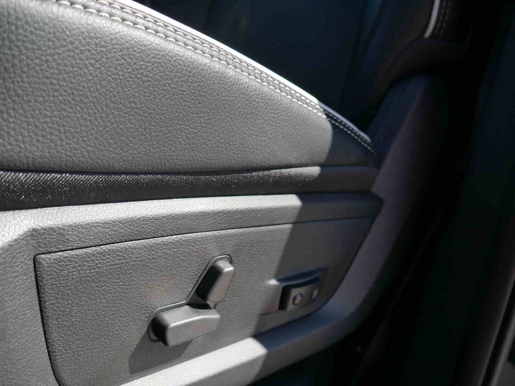 2026 Ram 3500 Laramie photo 31