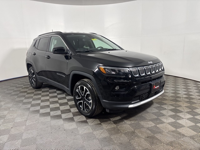 2022 Jeep Compass Limited's photo