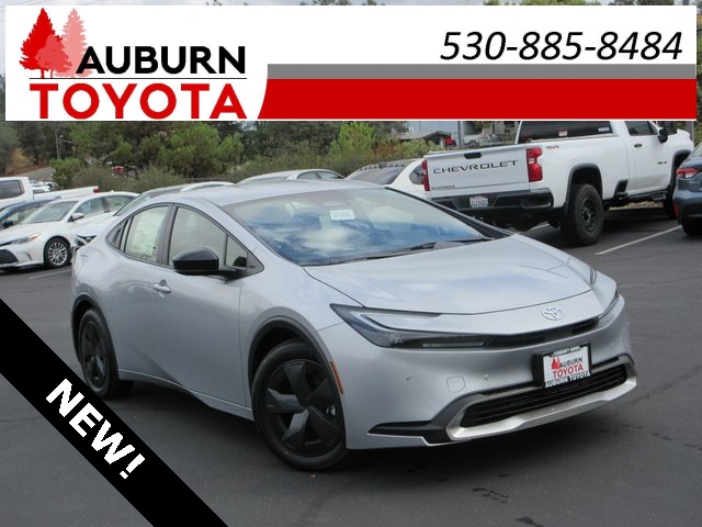 2026 Toyota Prius SE's photo