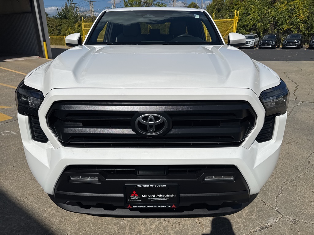 2024 Toyota Tacoma SR5 photo 2