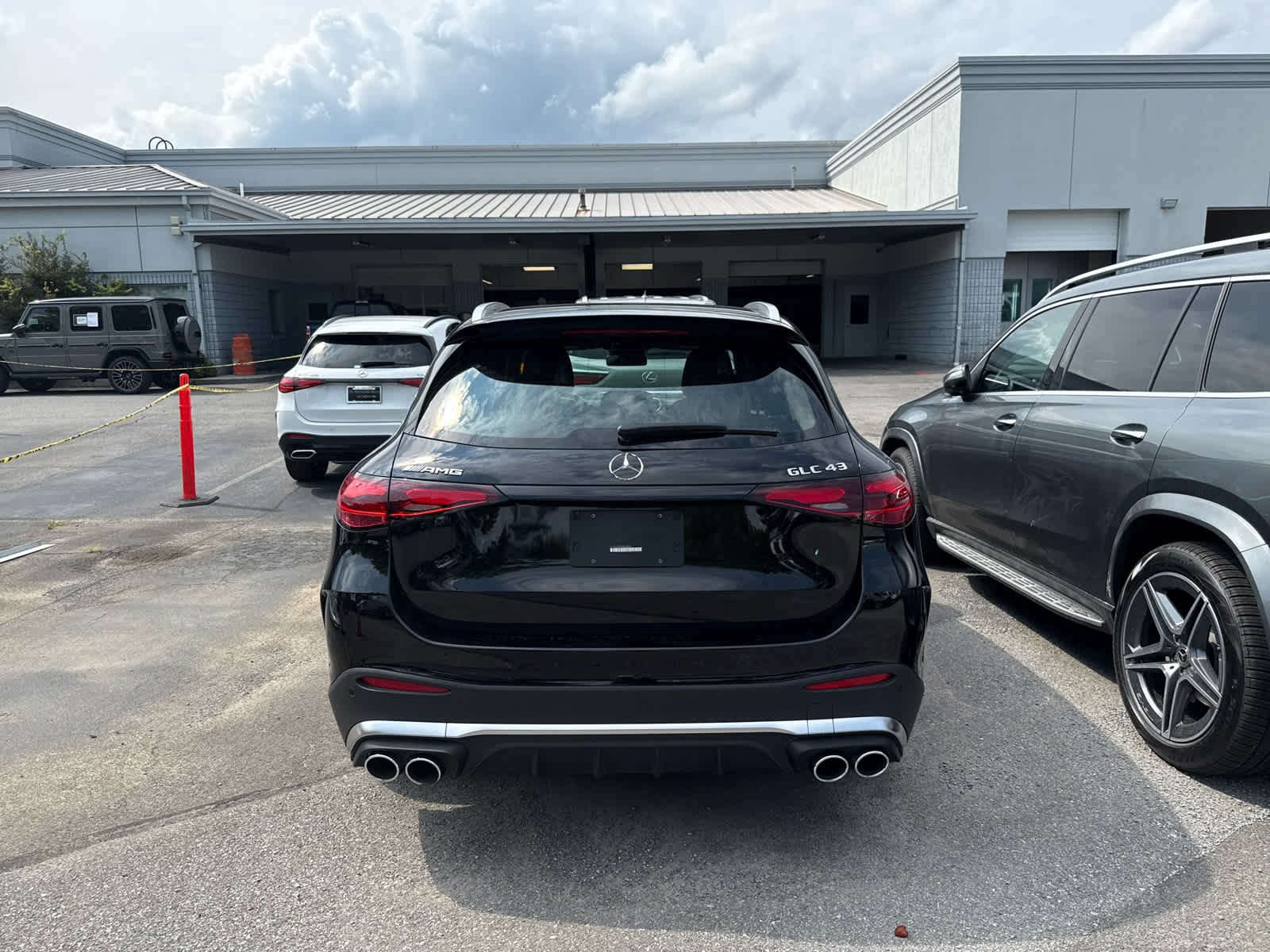 2025 Mercedes Benz GLC AMG 43 4MATIC photo 4