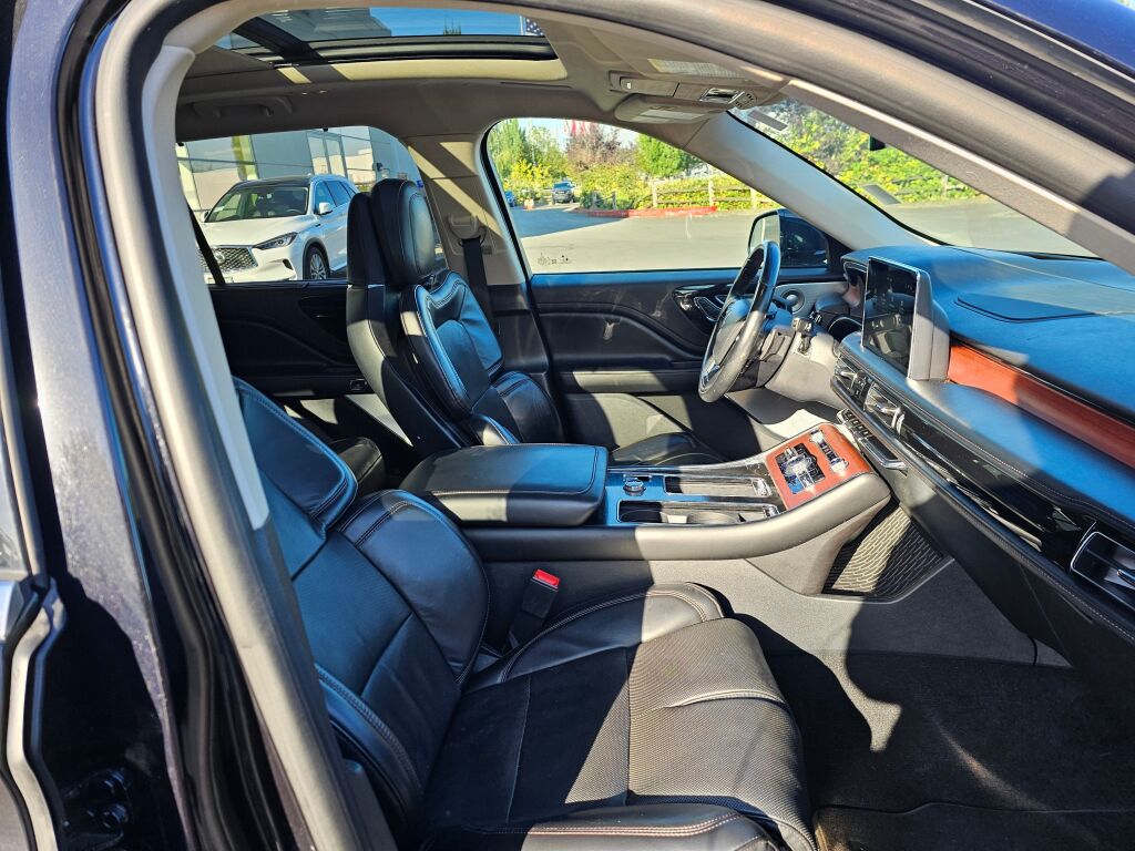 2020 Lincoln Aviator Grand Touring photo 12