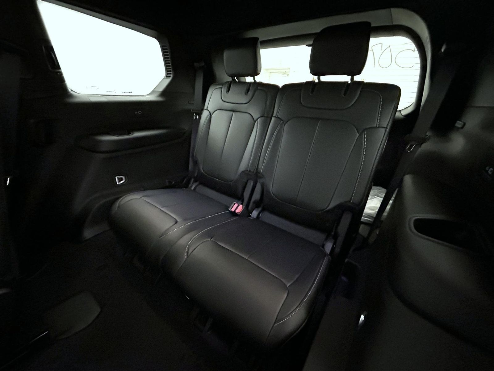 2025 Jeep Grand Cherokee Limited photo 17