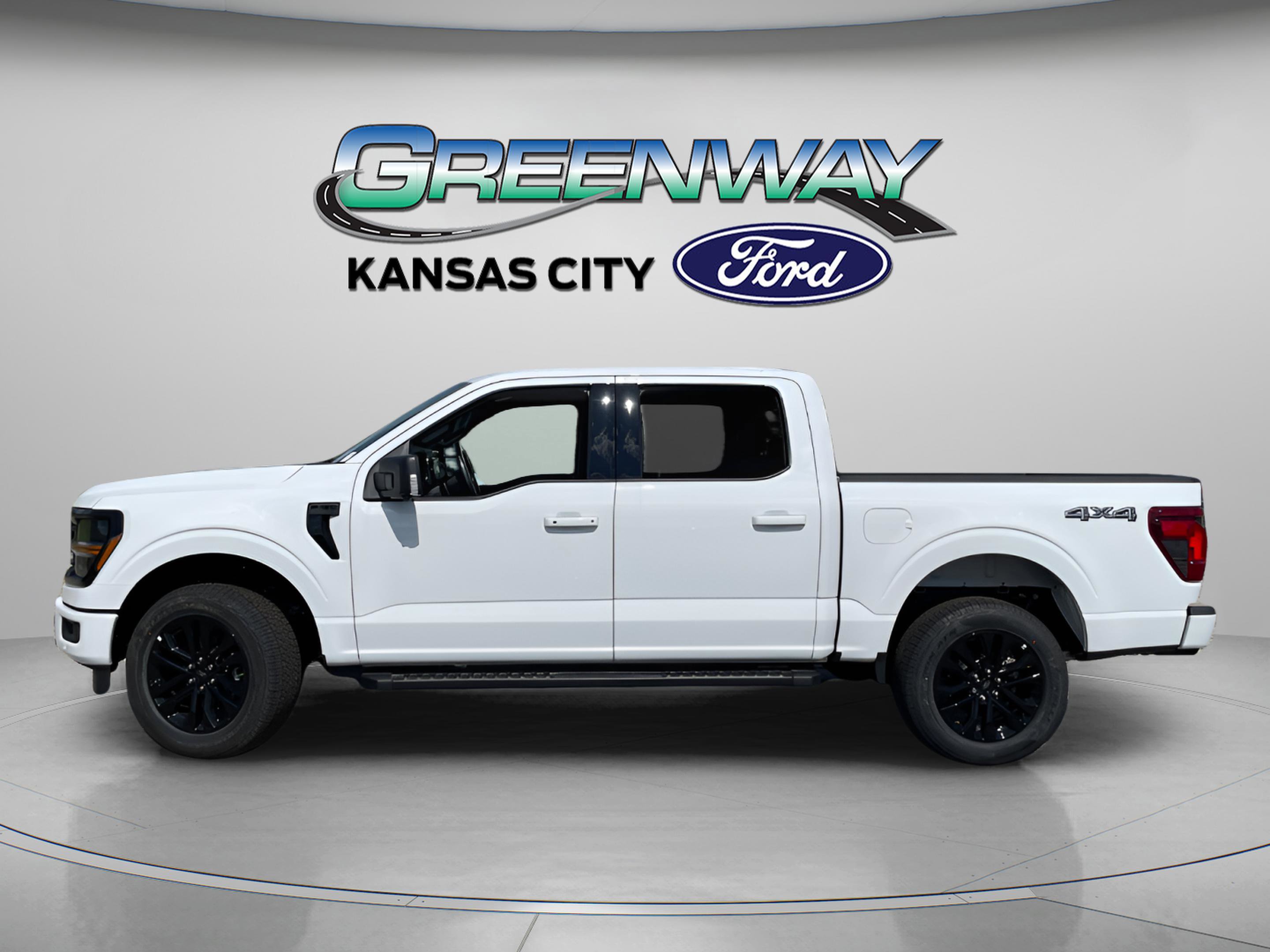 2025 Ford F-150 XLT photo 4