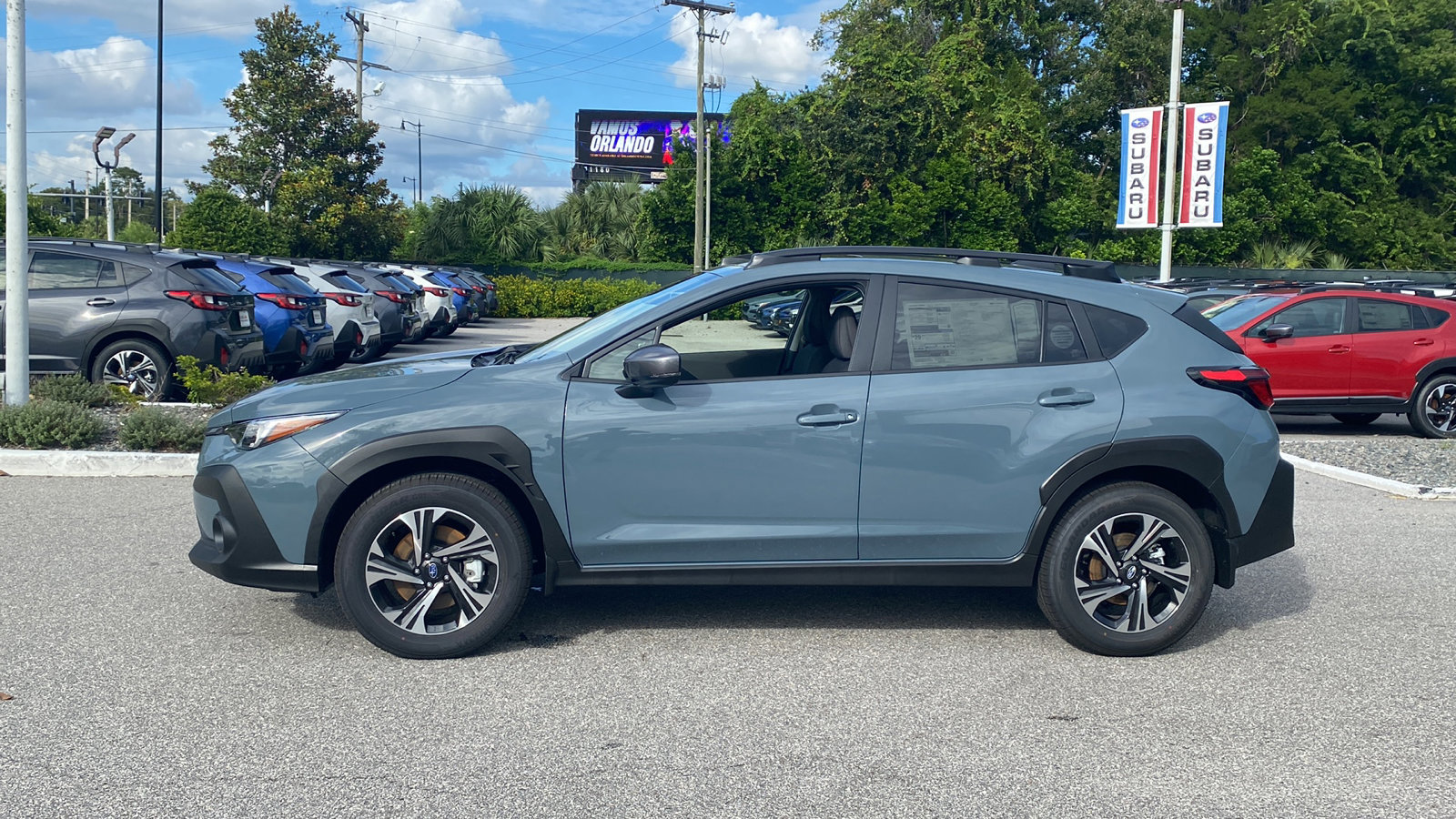 2025 Subaru Crosstrek Premium photo 3