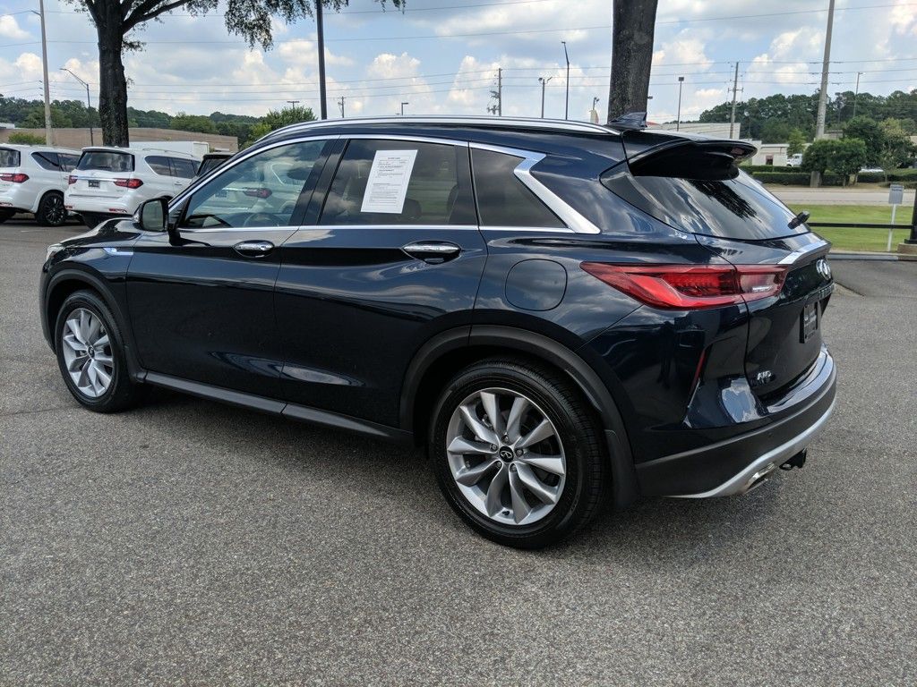 2022 Infiniti QX50 Luxe photo 4