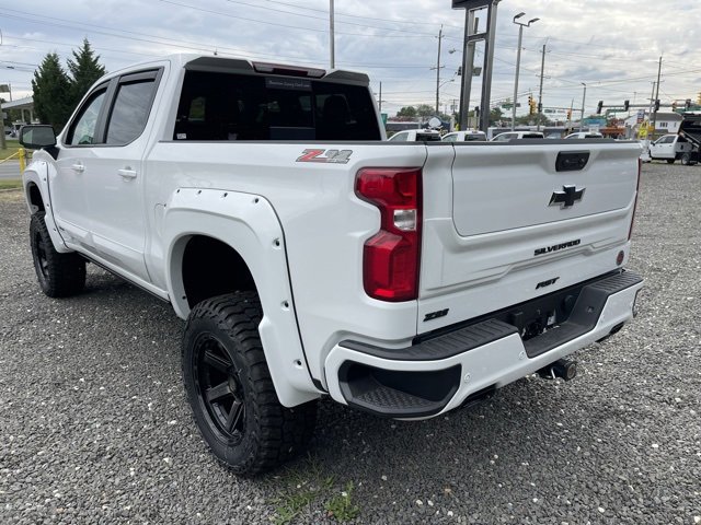 2025 Chevrolet Silverado 1500 RST photo 6