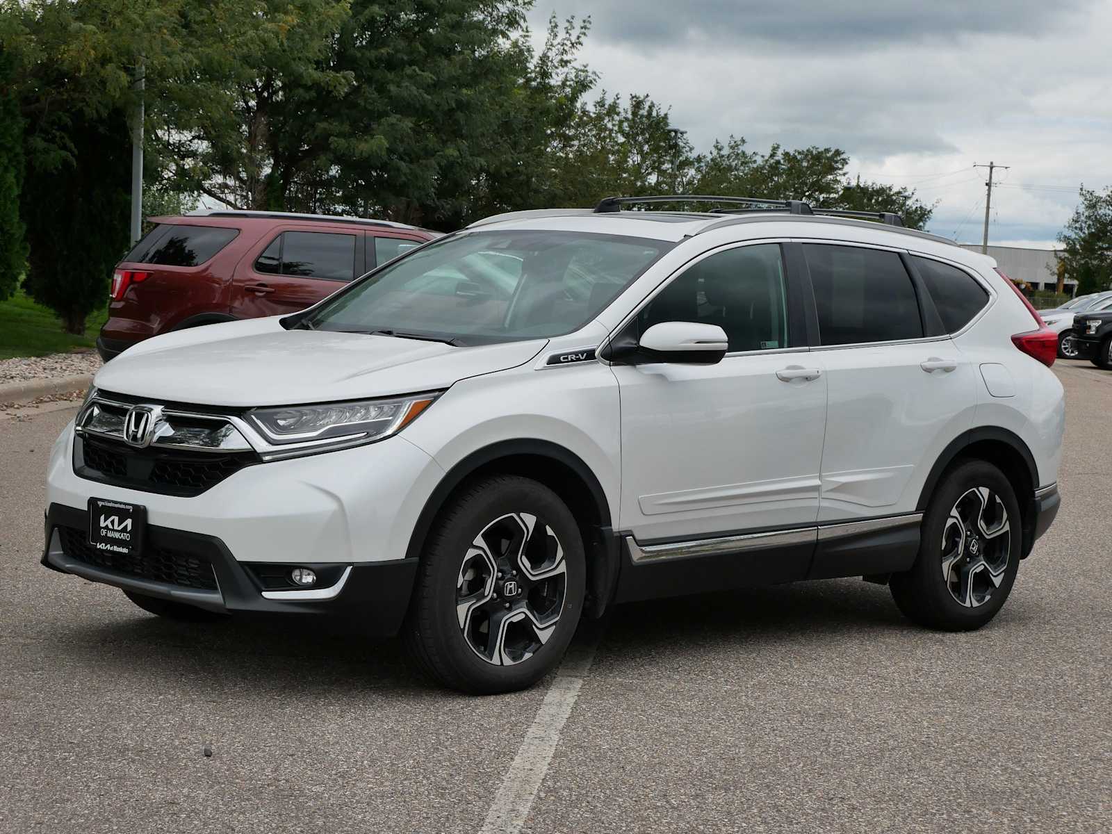 Used 2019 Honda CR-V Touring with VIN JHLRW2H94KX006191 for sale in Mankato, Minnesota