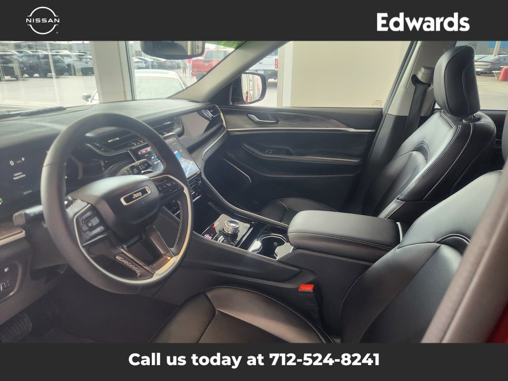 2023 Jeep Cherokee 4xe photo 18