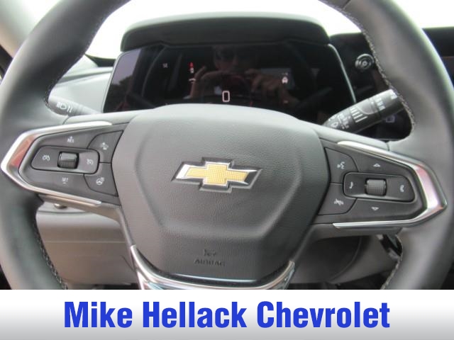2024 Chevrolet Trax LT photo 7