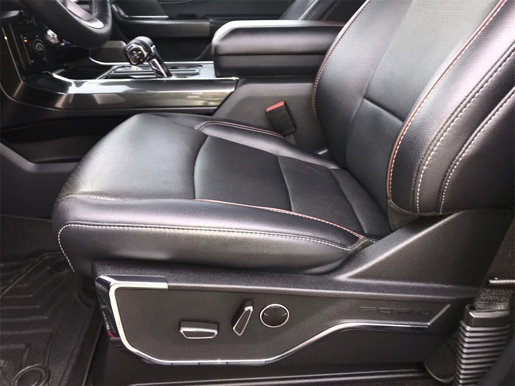 2022 Ford F-150 Lariat photo 12
