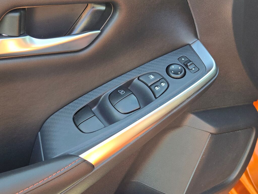 2024 Nissan Sentra SR photo 16