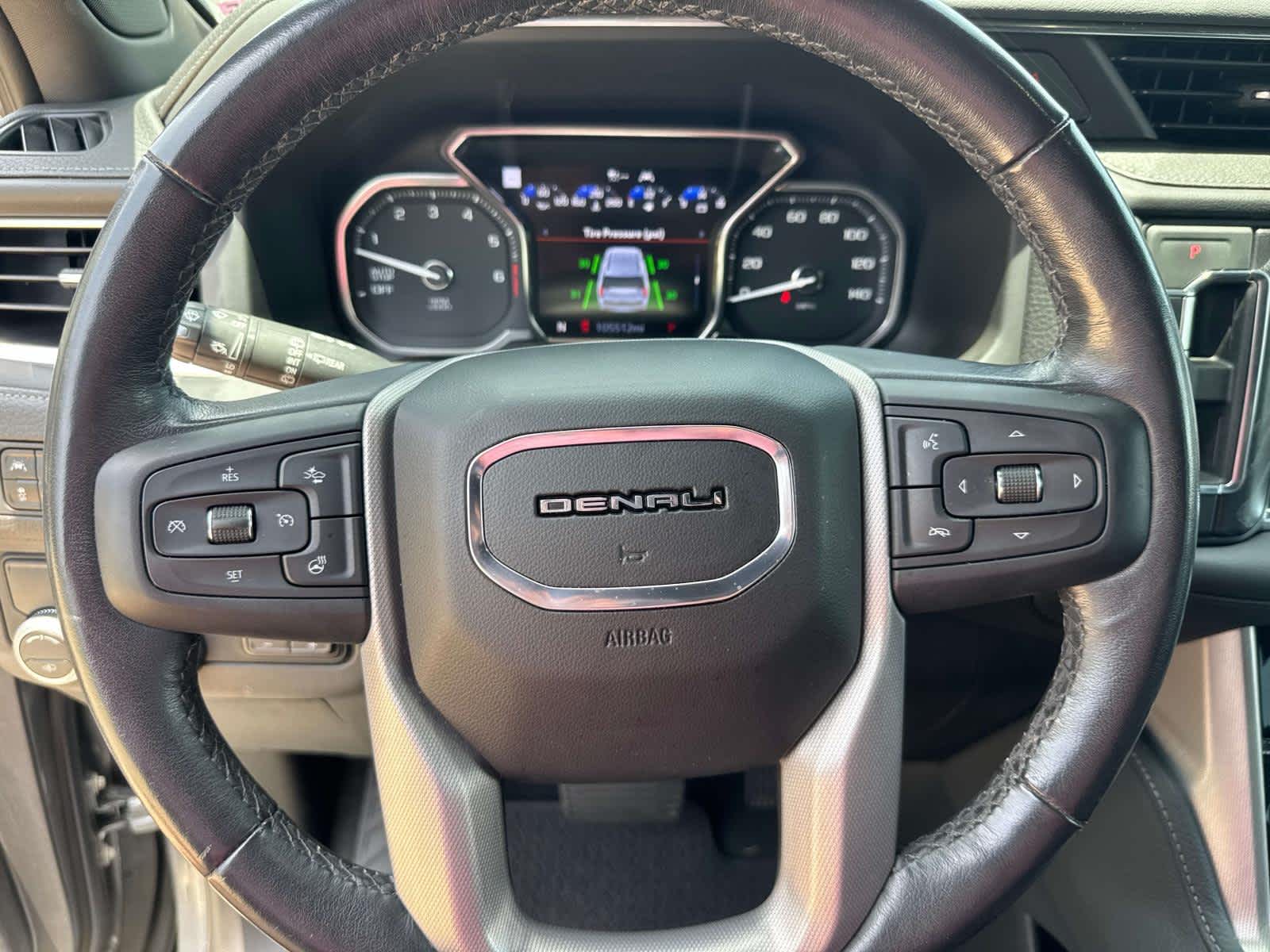 2021 Gmc Yukon Denali photo 16