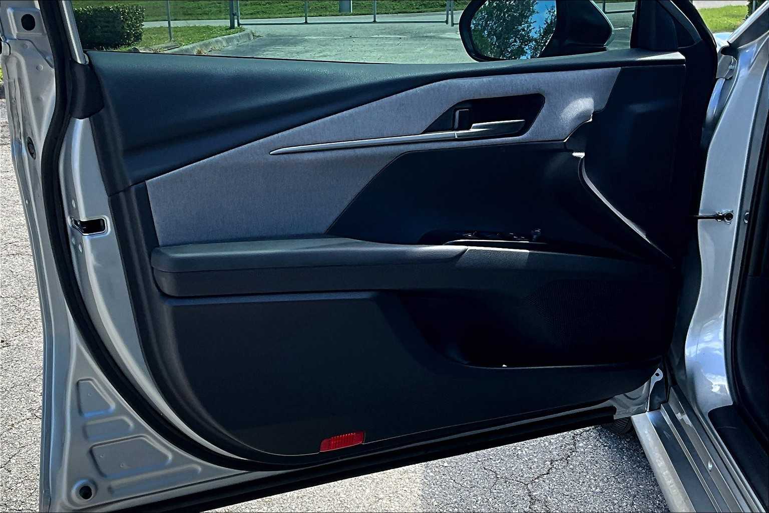 2025 Toyota Camry LE photo 24
